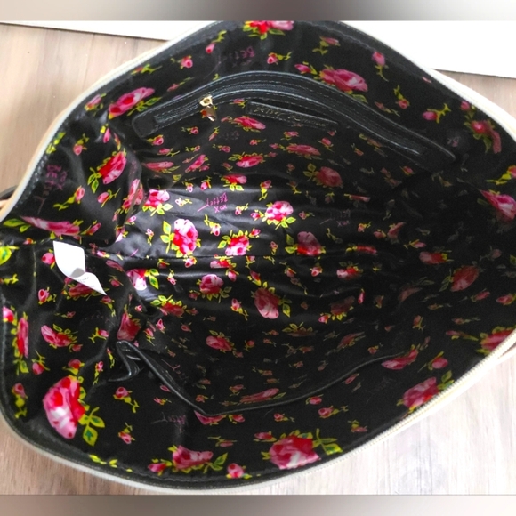 Betsey Johnson Quilted Colorblock Tote Bag - Gently Used - Picture 11 of 14